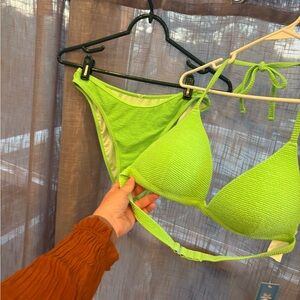 NWT bright Green S Bikini Set LIVEIFE size s swimsuit classic 2 piece swim suit